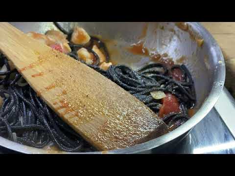 Видео: Паста неро де маре