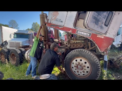 Видео: Kenworth Cabover Twin Stick 1967 года выпуска, припаркованный с начала 90-х. Заведется ли он?