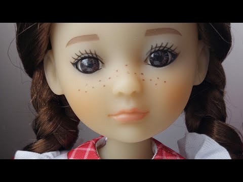 Видео: Кукла Ruby Red Жанетт 28 см. Зелёненькая девочка 👧 💚 История куклы🐏🐑🐑