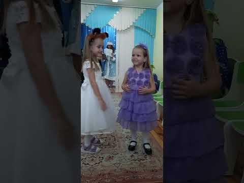 Видео: Новый год в садике Маргарита (4)