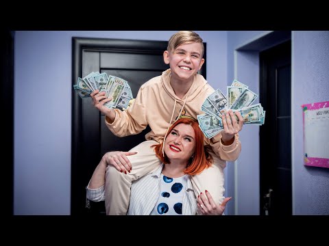 Видео: Друг Маши РАЗБОГАТЕЛ И КУПИЛ ШКОЛУ!