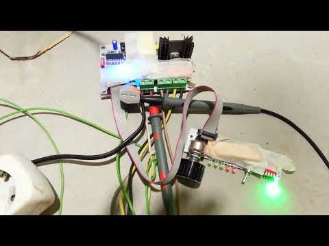 Видео: Регулятор оборотов TDA1085 с безопасным встроенным реверсом, индикатором выходной мощности и защитой