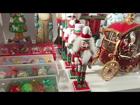 Видео: Москва готовится к Новому году: сказочные витрины ожили. Добро пожаловать в сказку!