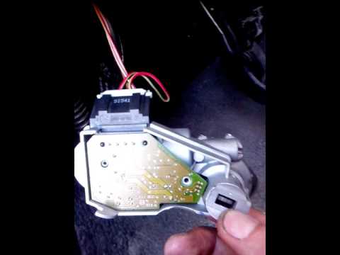 Видео: как зовести мерседес вито если ключ не читает а руль заклинен на шелтчок