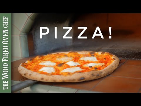 Видео: Пицца в дровяной печи