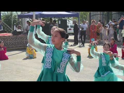 Видео: ӨЗГӨН ШААРЫНДА ЭГЕМЕНДҮҮЛҮКТҮН 33 ЖЫЛДЫГЫ ШАҢДУУ БЕЛГИЛЕНДИ