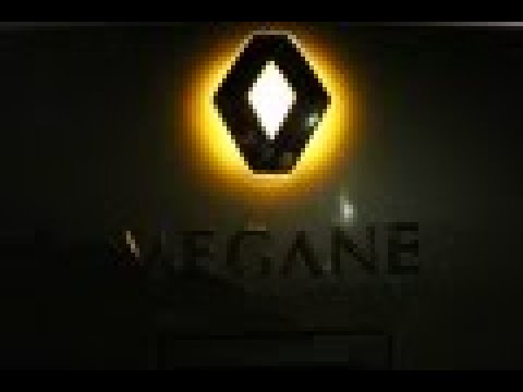 Видео: Ремонт шумоизоляции жабо megane 2