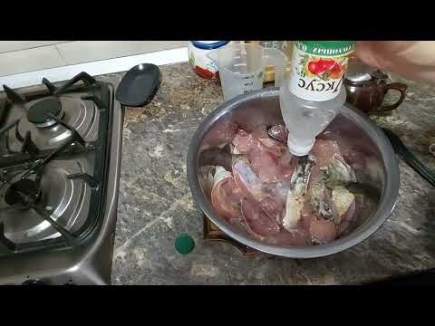 Видео: Маринованный сазан или как его называют "ХЕ из сазана", простой и вкусный