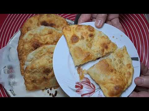 Видео: Қамырға уксус құйдым - Керемет нәтиже, ерекше дәм. Чебурекиден артық дәмді! Чебуреки қазақша рецепт.