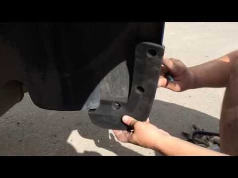 Видео: Установка брызговиков на Opel Corsa D