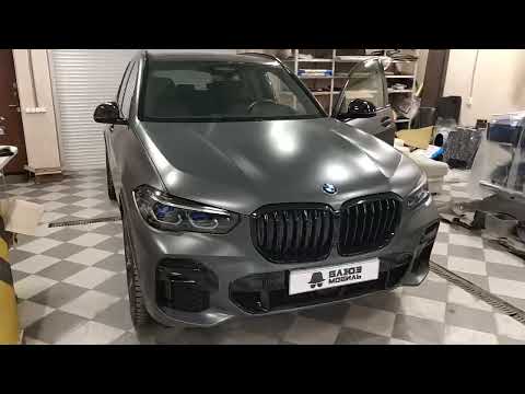 Видео: Автозвук в BMW G05: звук, шумка, новый салон и матовый полиуретан.