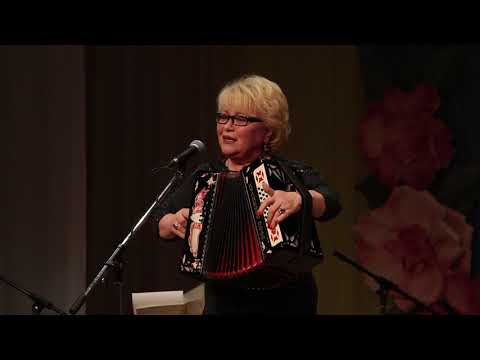 Видео: Валентина Пудова: Многая лета - Надежде Докучаевой. Дебёсы. Видео: НуриСвет.