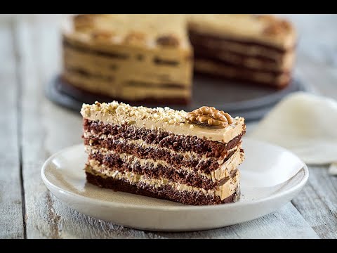Видео: Орехова торта с мока крем | Бон Апети