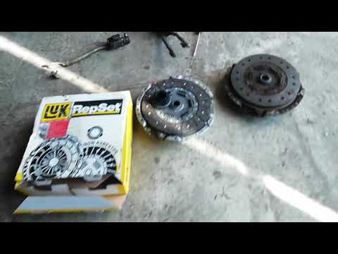 Видео: Audi A6 C4  2.5 дизель Меняем коробку с 5 ступки на 6 ступку