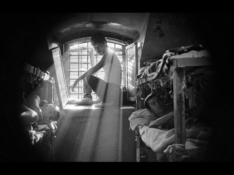 Видео: Первый день в тюремной хате