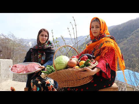 Видео: Капуста и картофель с фрикадельками и свежими овощами ♧ Вкусный деревенский рецепт