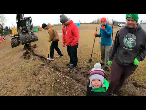 Видео: Тянем электро-линию 