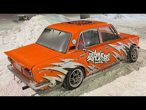 Видео: Немножко стрита и утепление жиги. Обслужил передние ступичные и замена шкива генератора.