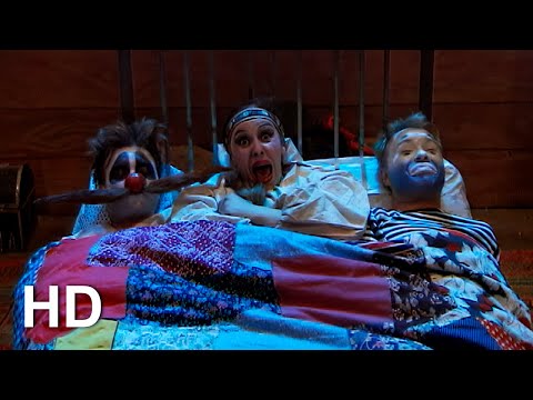 Видео: #ДеревняДураков. Любовный треугольник / #FoolsVillage. Love Triangle (Official HD Video)