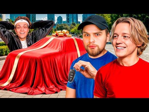 Видео: НОВАЯ МАШИНА ДАНИЛЫ ГОРИЛЛЫ ЗА 20.000.000₽ (Бустер, Кореш, Раговский, Ростик999, Дилблин)