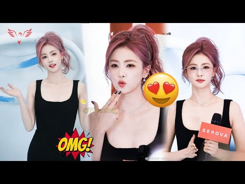 Видео: OMG🔥 Бай Лу сегодня ослепительна в классическом черном платье, с розовыми волосами и стильными