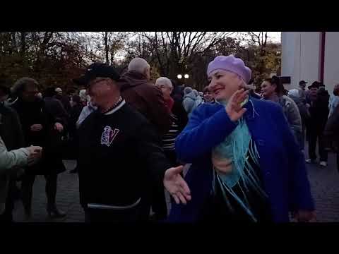 Видео: Счастье...... 26.10.25 Гомель парк Луначарского 🥰💫