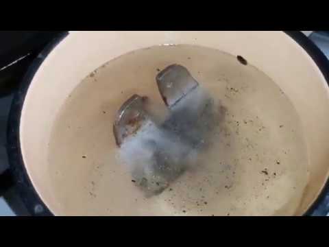 Видео: Как восстановить закисший замок у автомобиля. Toyota Corolla серия 31.