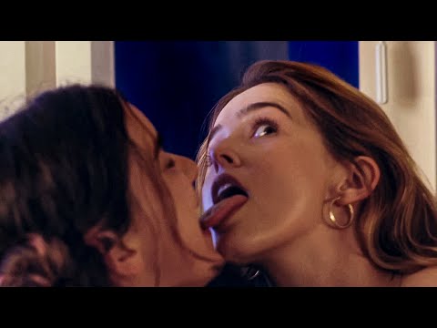 Видео: Юная Оторва ШAHTAЖИPУЕT Мужиков...