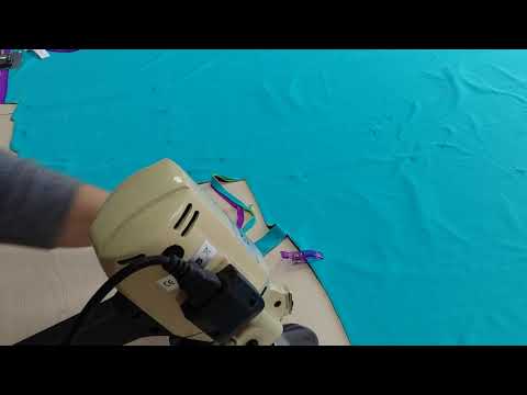 Видео: Как кроить настилом раскройным ножом.