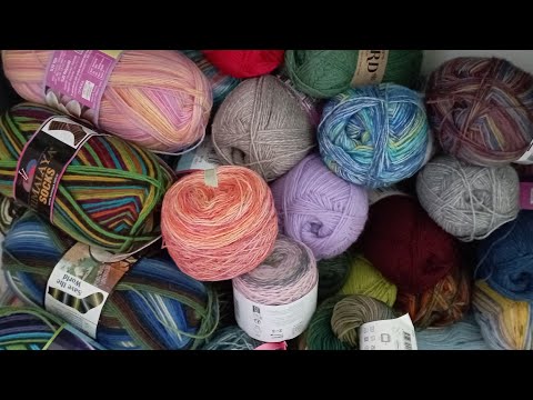 Видео: мои ЗАПАСЫ НОСОЧНОЙ пряжи 6,7 КГ. посмотрим?