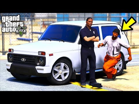 Видео: РЕАЛЬНЫЕ ПАЦАНЫ В GTA 5 - ПОМОГ ДРУГУ ВЫБРАТЬСЯ ИЗ ТЮРЬМЫ.  В ПОЛИЦЕЙСКОЙ ФОРМЕ⚡ГАРВИН