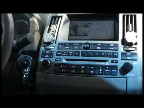 Видео: Infiniti FX35 интеграция планшета и перенос штатного монитора