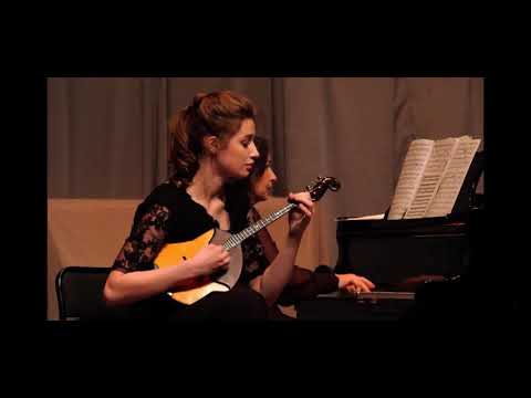 Видео: Галанова Мария (домра) / А.Баццини "Хоровод гномов"
