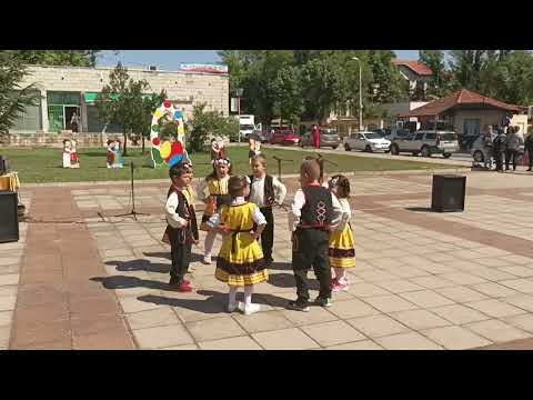 Видео: Пъстър Великден  2024  Община Гулянци