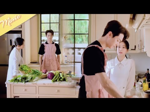 Видео: Холодный миллиардер готовит? Учится постнатальному супу у будущей свекрови 🍲💖 Муж в восторге!