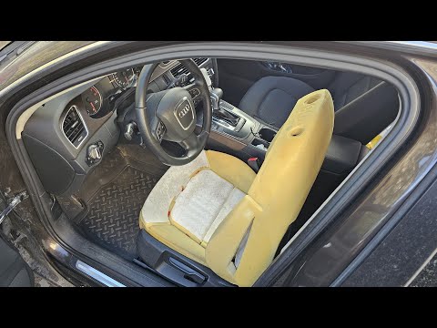 Видео: Снятие обшивки сидений Audi A4 B8 / Стирка обивки тканевых кресел