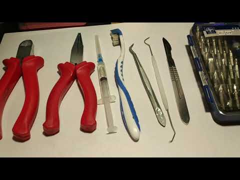 Видео: Как обустроить рабочее место радиолюбителя в стесненных условиях