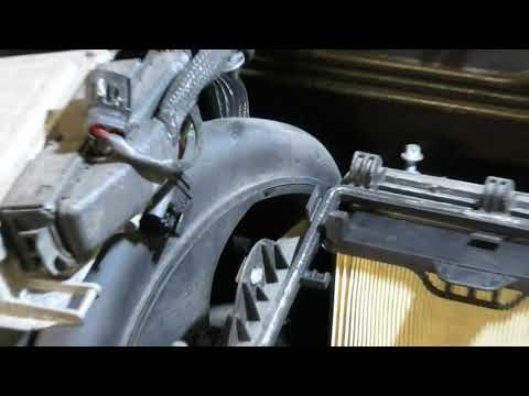 Видео: Mercedes B-класс 2006 w245 P0068 ошибка OBD 2, расположение порта, датчик абсолютного давления во...