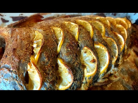 Видео: Короп запечений у духовці з лимоном та начинкою!