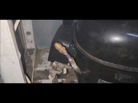 Видео: Ремонт морозильного ЛАРЯ.Замена компрессора. #ремонтхолодильников #ремонтхолодильника.
