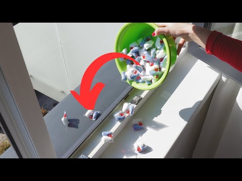 Видео: Пусть жёлтые окна выглядят как новые! Гениальный трюк с таблеткой для посудомоечной машины для св...