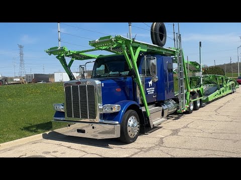 Видео: КОРОЛЬ ДОРОГ! Обзор нового трака Peterbilt 589 Car Hauler.