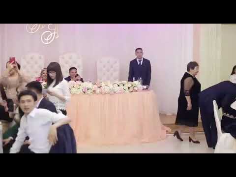 Видео: Тойдағы бидеп осыны айт😂😂😂😂 Айболат Нұрнияз асаба 2019