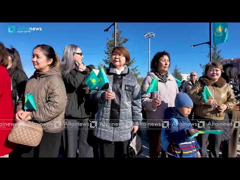 Видео: Церемония поднятия флага в Усть-Каменогорске