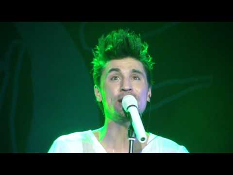 Видео: Дима Билан - "Porque aun te amo" (Пермь, 25.09.2012)
