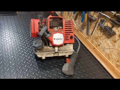 Видео: Бензокоса Емаk - давиться при натисканні на газ