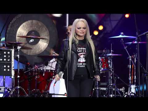 Видео: Лариса Долина - Stairway to Heaven (Led Zeppelin cover) @ RUSSIAN WOODSTOCK, ВДНХ, 19.09.2020