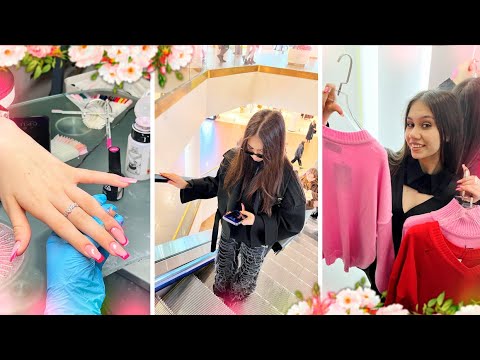 Видео: ПОКУПАЮ ОДЕЖДУ под Розовые НОГТИ ❤ Vlog
