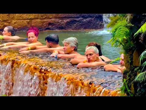 Видео: Мы на одном из самых известных источников, я думала что Олег Алексеевич побьет садовника,а меня люди