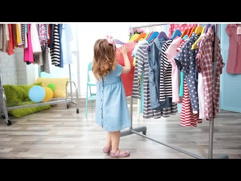 Видео: Как правильно подобрать одежду для  ребенка в детский сад.